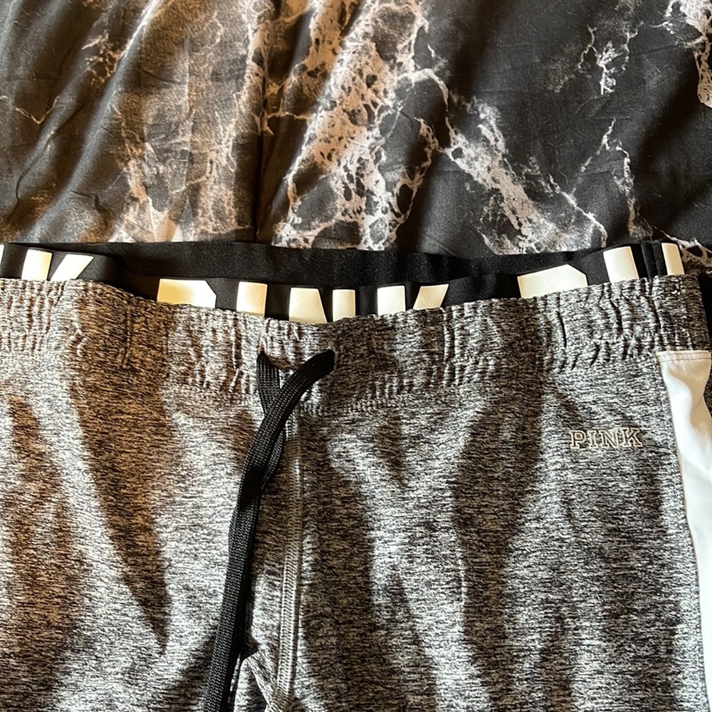 Joggers - Picture 2 of 3